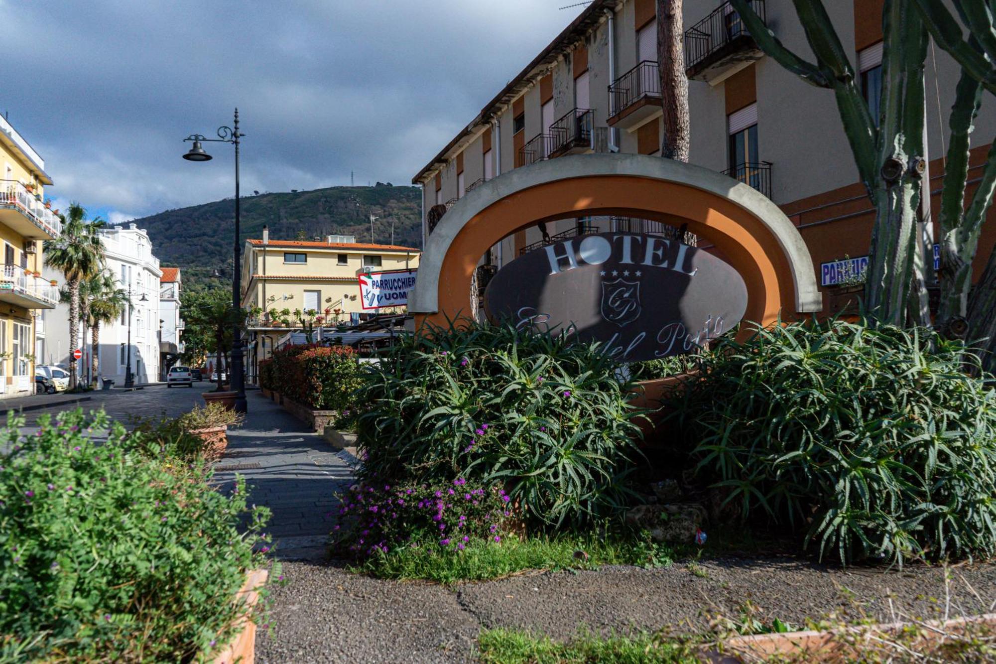 Hotel Cala Del Porto Vibo Valentia Marina Exterior foto